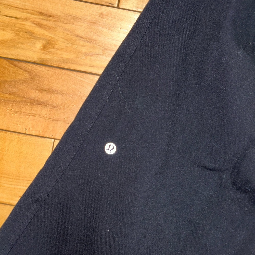 Lululemon large sweatpants - Picture 1 of 12